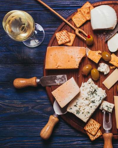 Wine and cheese pairing